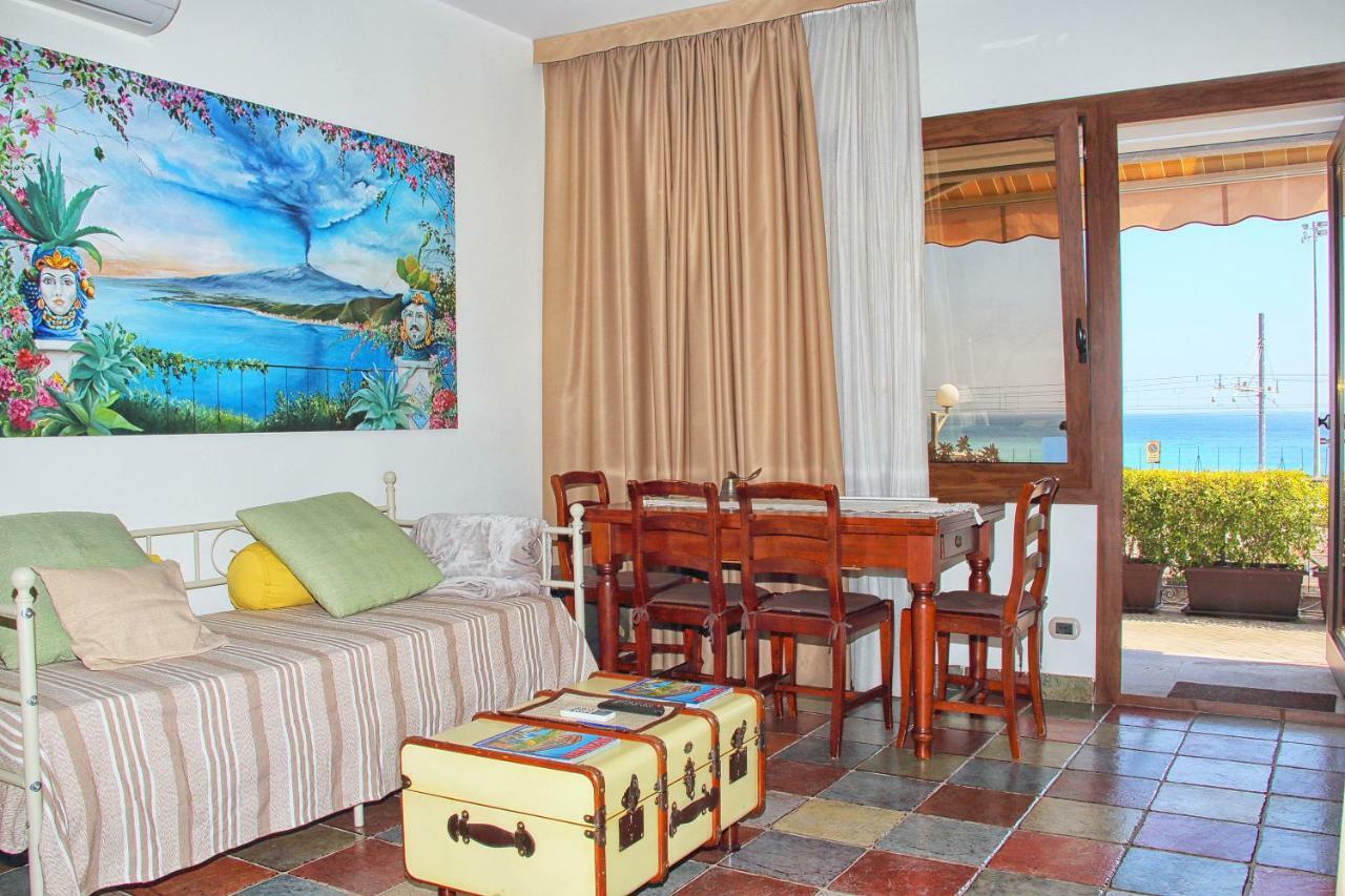 Antica Stazione Apartment Таормина Екстериор снимка